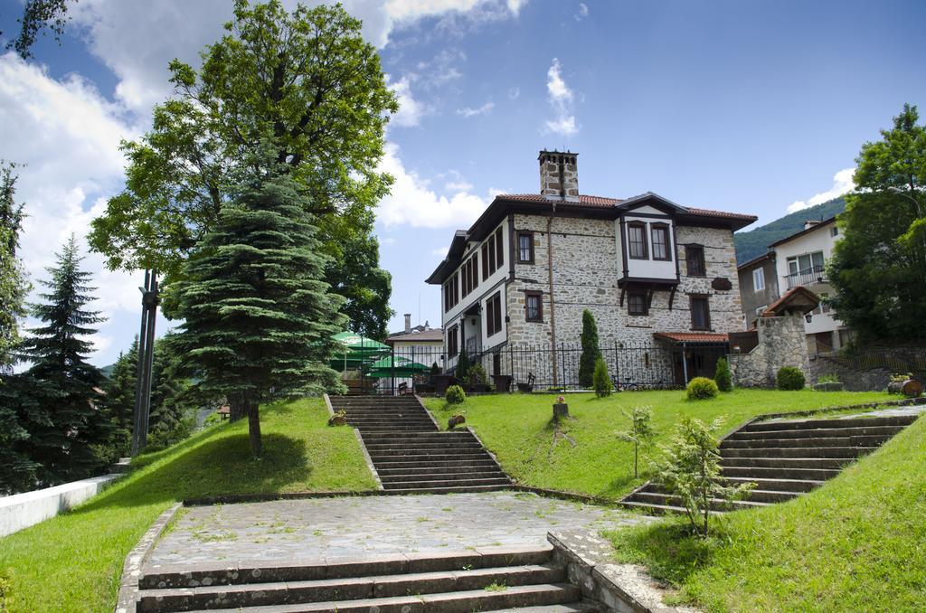 Petko Takov'S House Hotel Smolyan Exterior foto