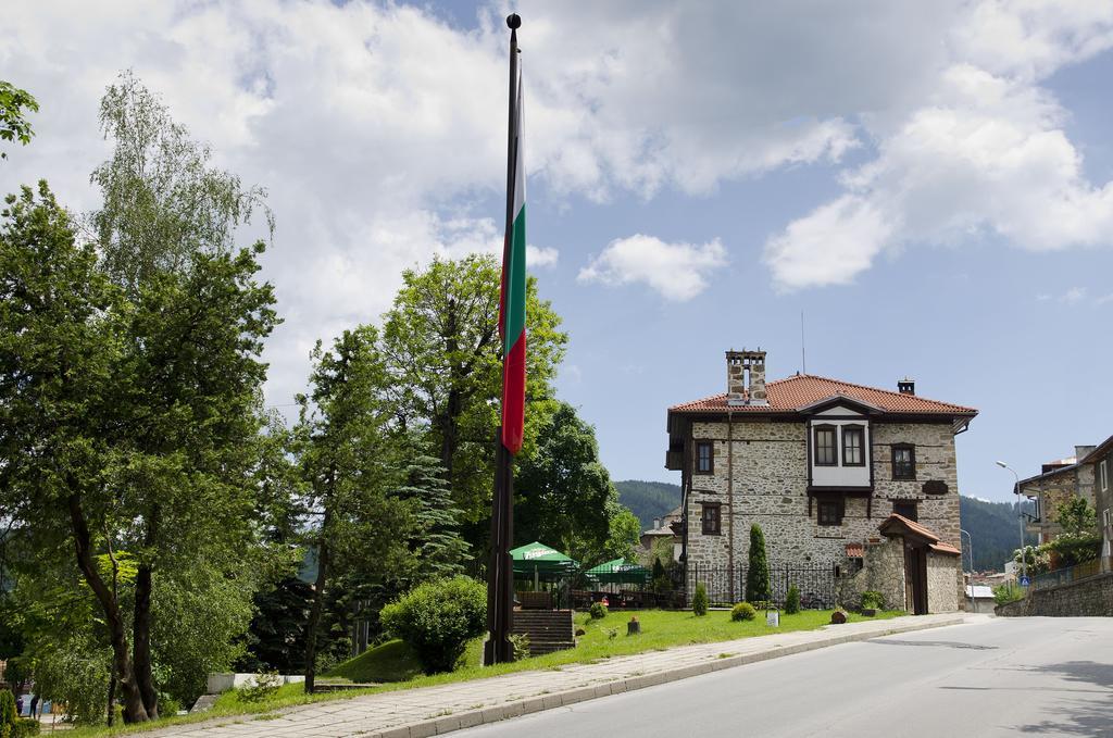 Petko Takov'S House Hotel Smolyan Exterior foto